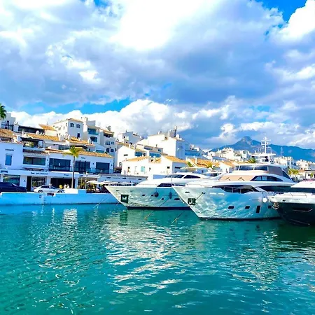 Residencia Jardin Del Rio Μαρμπέλλα