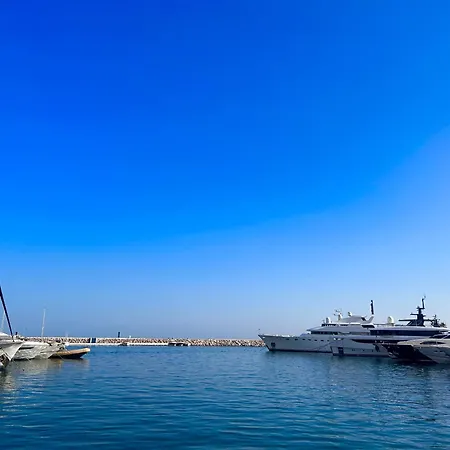 Residencia Jardin Del Rio * 马尔韦利亚