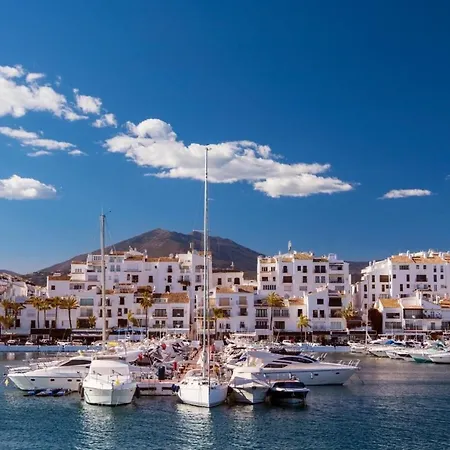 Residencia Jardin Del Rio Lägenhet Marbella